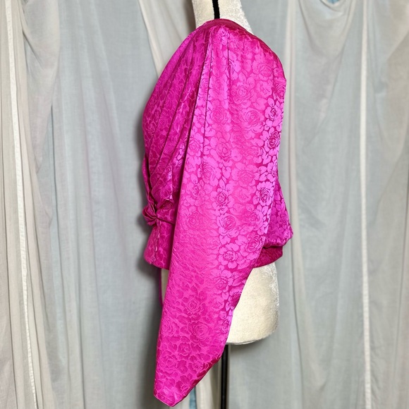 Vintage 80’s Argenti Silk Plunge Blouse - Picture 5 of 10